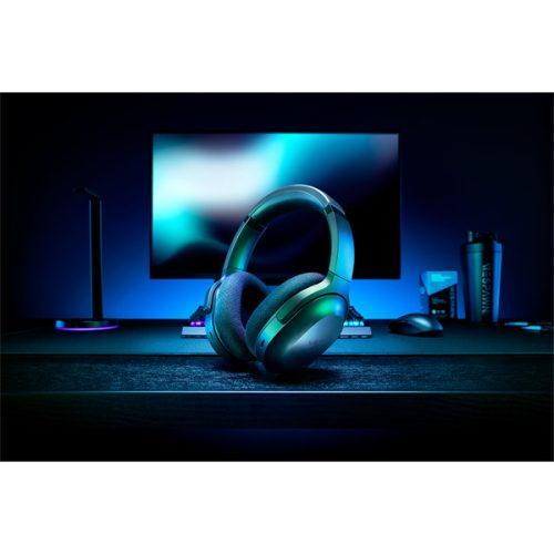 RAZER Barracuda - Black (Wireless Multi-platform Gaming and Mobile Headset)